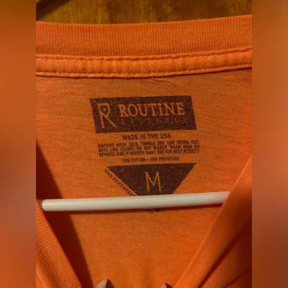 Used men’s Routine t-shirt - Picture 3 of 3